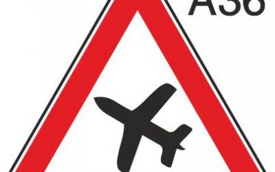 Пътен знак А36 – Възможно е ниско прелитане на самолети
